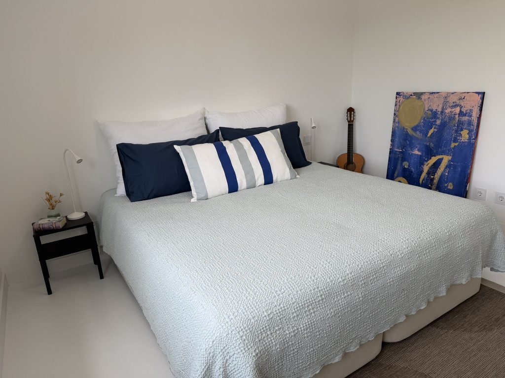 Vale da Rosa, Estoi — bedroom interior
